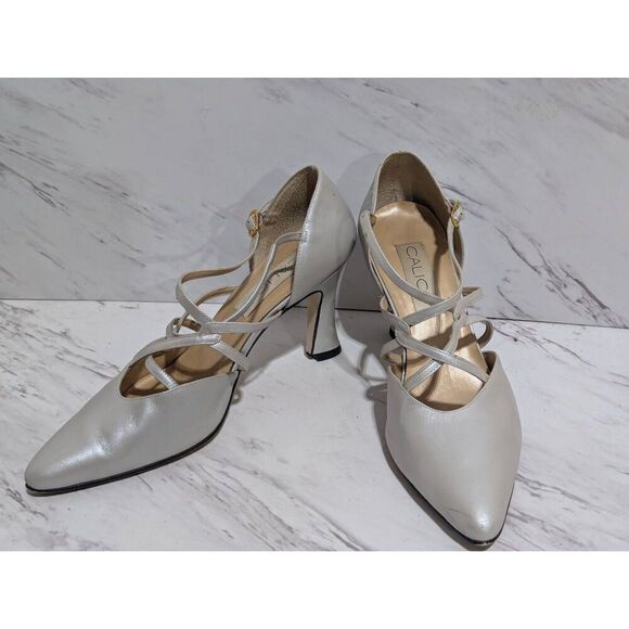 Calico Women's Shimmery Gray Buckle Closure Pointed Toe Pump 3" Heels Size 9 - Picture 1 of 7